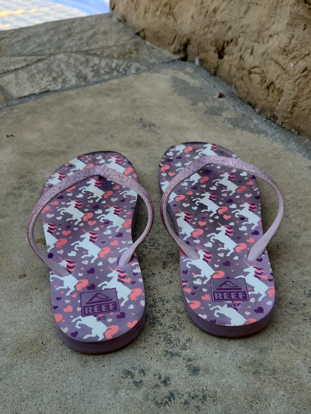 Reef Little Stargazer Prints Kids Unicorn Flip Flops Size 4/5